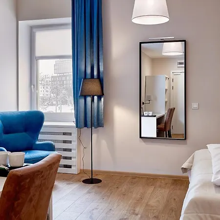 Traffic Stare 2* بوزنان