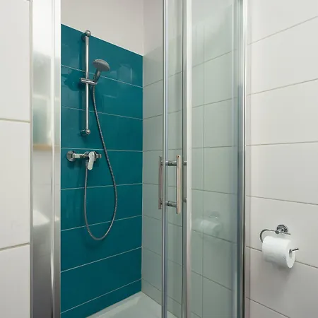 فندق Traffic Stare 2*