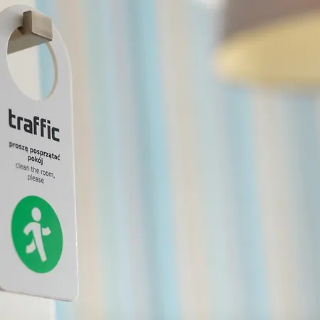 Traffic Stare 호텔 포즈난