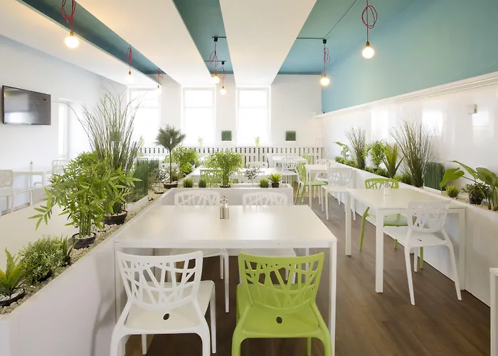 Traffic Stare Отель