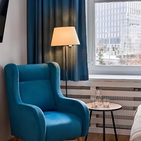 Traffic Stare Hotell 2*