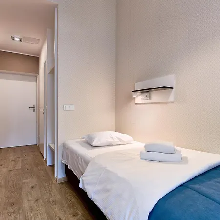 Traffic Stare 2* Posen