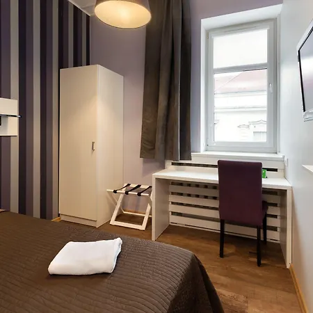 Traffic Stare Otel 2*