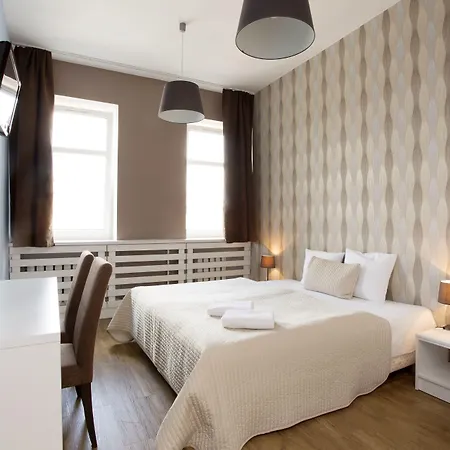 Traffic Stare Otel 2*