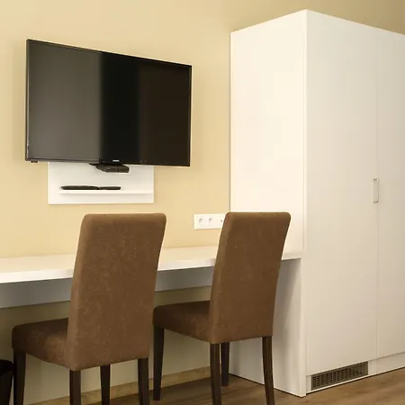 Traffic Stare Otel Poznan