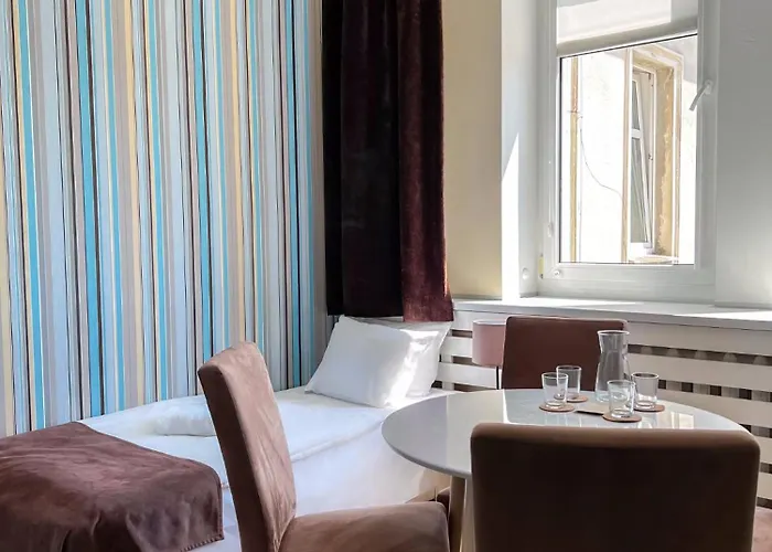 Traffic Stare מלון פוזנן